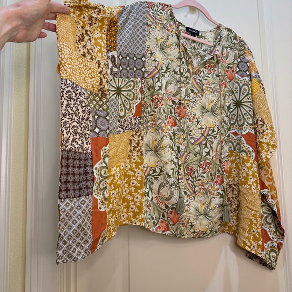 GiGiO Women's Floral Boho Patchwork Top - Multicolor - Size Small - Picture 7 of 7